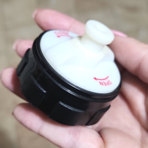 OGGI Corp 24 Oz Stainless Steel Bottle - Picture 5 of 6